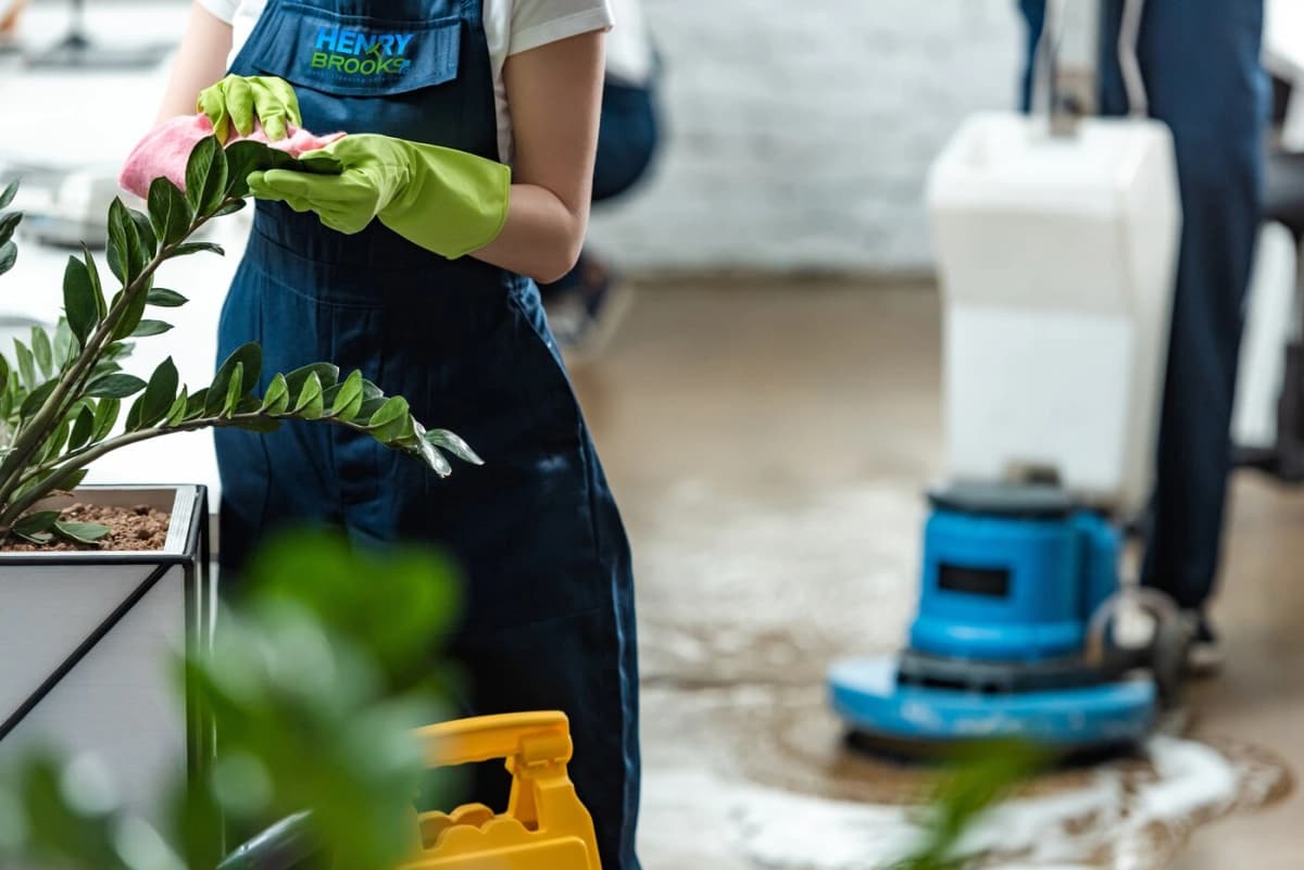 Henry-Brooks Ltd delivering consistent commercial cleaning results in Hampshire